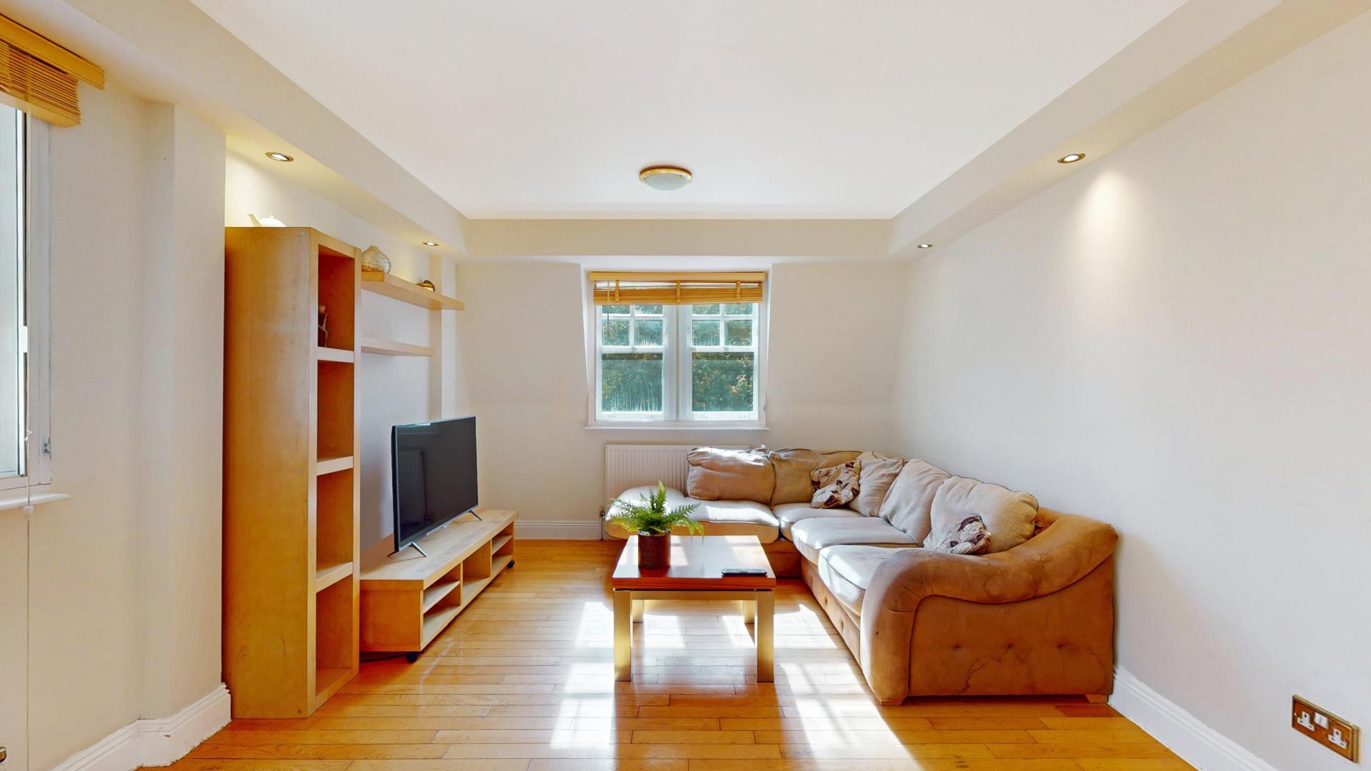 Modern Large Two bedroom Apartment Exeter Road , Kilburn